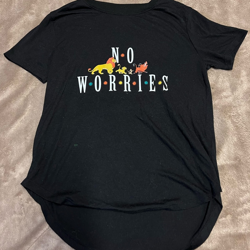 Lion king shirt black size M(7-8)